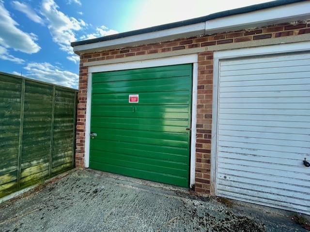 Garage jpg