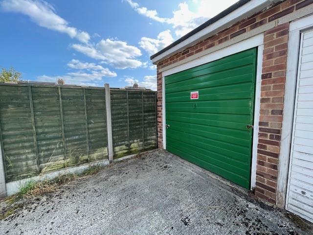 Garage jpg