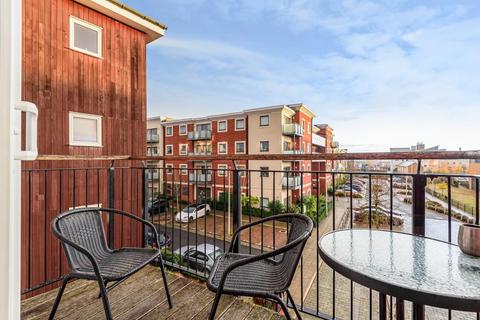 undefined, Kennet Island,  Reading,  Berkshire,  RG2