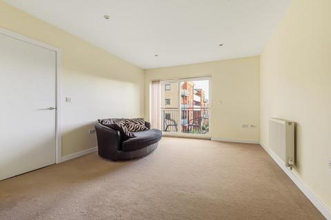 undefined, Kennet Island,  Reading,  Berkshire,  RG2