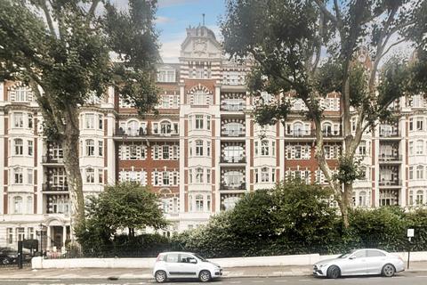3 bedroom apartment to rent, North Gate, Prince Albert Road, St John's Wood, London, NW8
