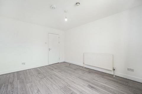 2 bedroom flat to rent, Kilburn Lane, London, W9