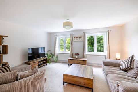 undefined, Halton Road, Kenley, CR8