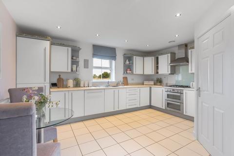 5 bedroom detached house for sale, Holland Walk, Longstanton, CB24