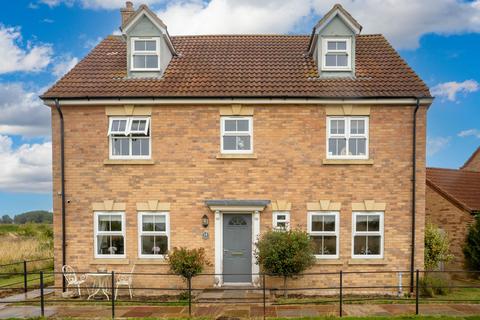 5 bedroom detached house for sale, Holland Walk, Longstanton, CB24
