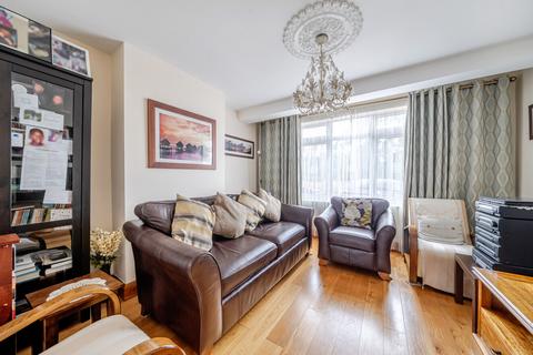 undefined, Walton Way, Mitcham CR4