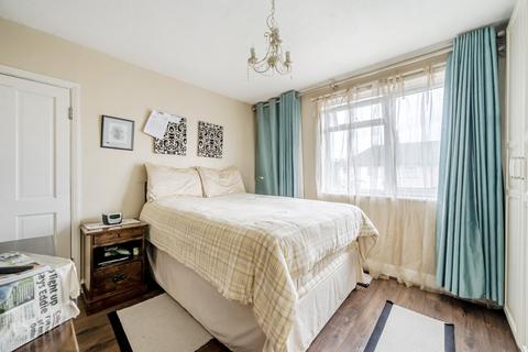 9 Walton Way, Mitcham, CR4 1HQ