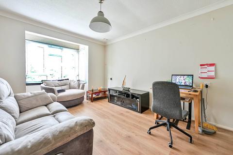 1 bedroom flat for sale, Francis Court, Guildford, GU2