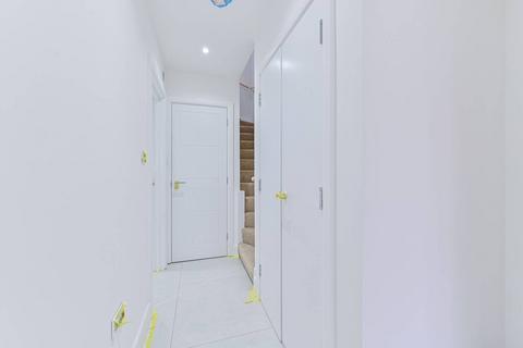 undefined, 3 Kingswood Way, South Croydon CR2