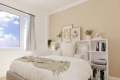 undefined, 3 Kingswood Way, South Croydon CR2