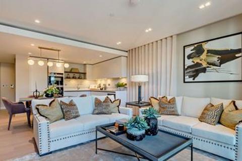 Edgware Road, Garrett Mansions, W2