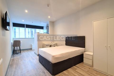 Studio to rent, Renaissance Works, New Street, Huddersfield, HD1 2AS