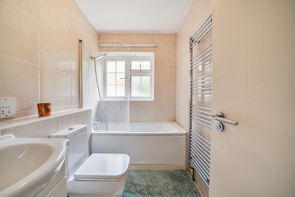 1331196-19-688b72...