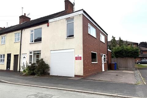 4 bedroom end of terrace house for sale, Millington Street, Rugeley