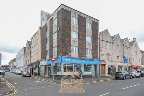 undefined, Nicolson Street, Greenock PA15