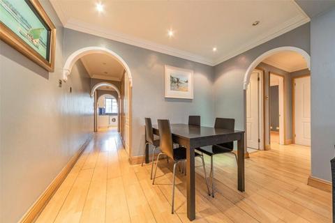 3 bedroom apartment for sale, Hyde Park Place, London W2