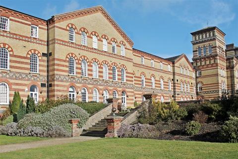 4 bedroom terraced house to rent, Park West, Southdowns Park, Haywards Heath, West Sussex, RH16