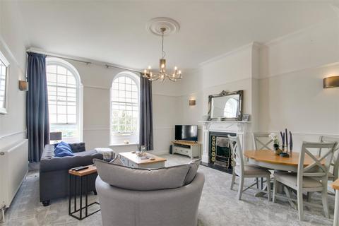 4 bedroom terraced house to rent, Park West, Southdowns Park, Haywards Heath, West Sussex, RH16