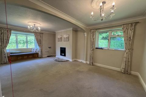 1 bedroom retirement property for sale, Priory Gardens, Abergavenny, NP7