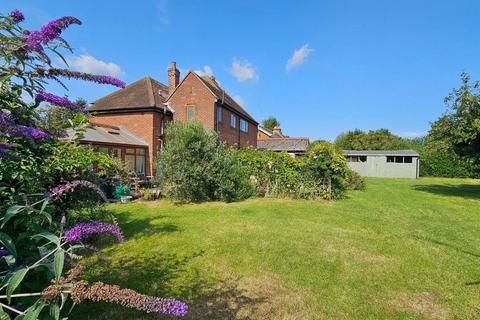 4 bedroom detached house for sale, Sandown Road, Sandwich CT13