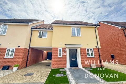 7 Charles Crescent, Rochford, SS4 1FT