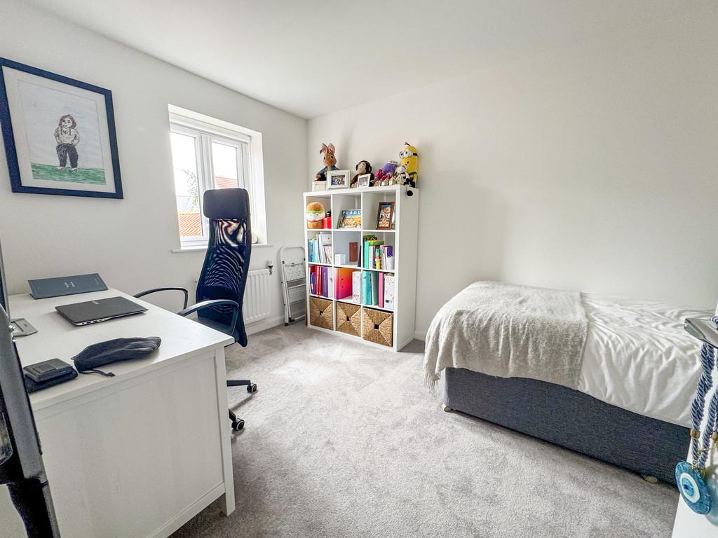 Bed3 image1