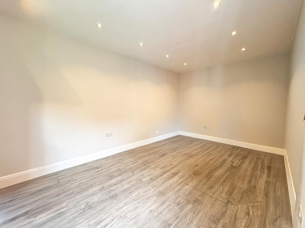 Garage - office