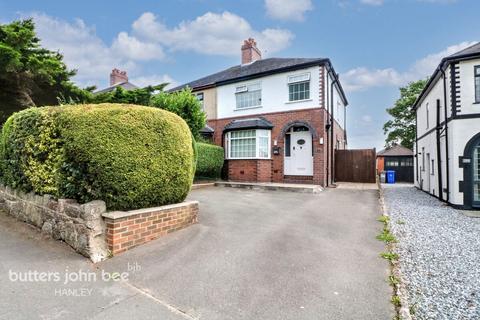 3 bedroom semi-detached house to rent, Ford Green Road, Stoke-on-trent