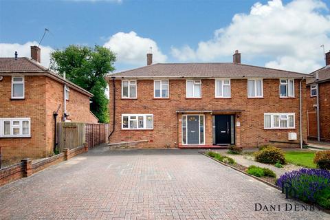 undefined, Kings Drive, Edgware HA8