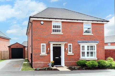 4 bedroom detached house for sale, Hamlet Street, Wellingborough NN8