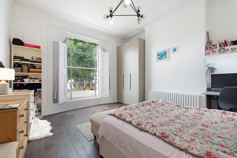 1 bedroom flat for sale, St. Augustines Road, London NW1