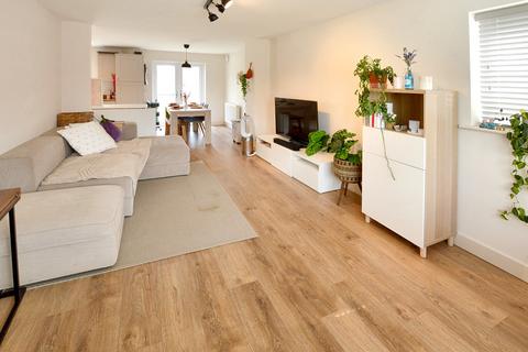 3 bedroom semi-detached house for sale, Camellia Grove, Louth LN11 8FP