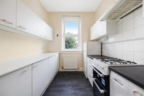 2 bedroom flat to rent, St Pauls Avenue, Willesden Green, NW2