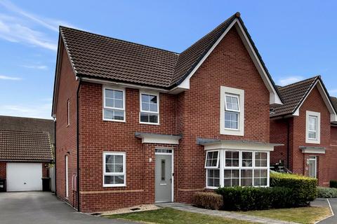 Gilhespy Way, Westbury
