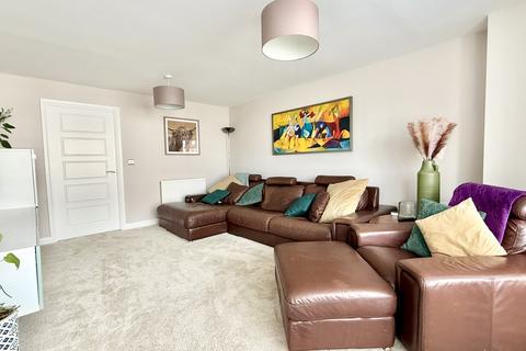 4 bedroom detached house for sale, Gilhespy Way, Westbury