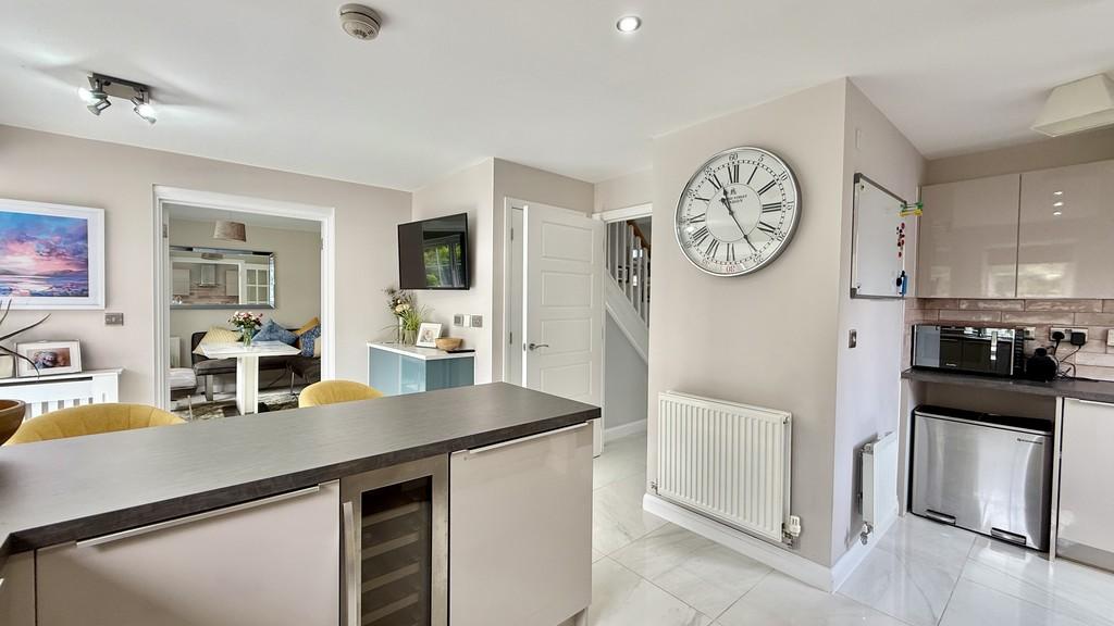 Kitchen/family room