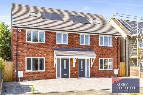 undefined, Frenchs Close, Stanstead Abbotts, Ware