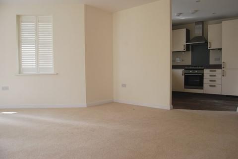 2 bedroom flat to rent, Castle Gate, Chorleywood WD3