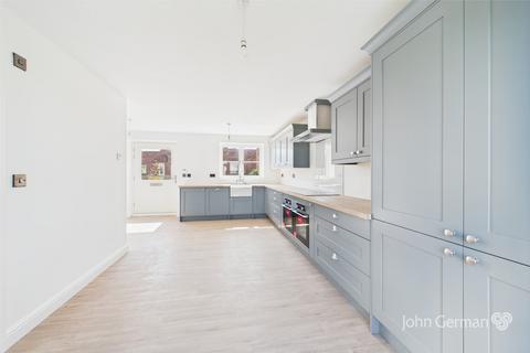 undefined, Needwood, Burton-on-Trent
