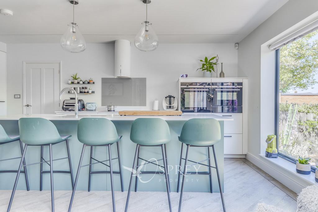 Open-plan Kitchen/Living/Dining Area