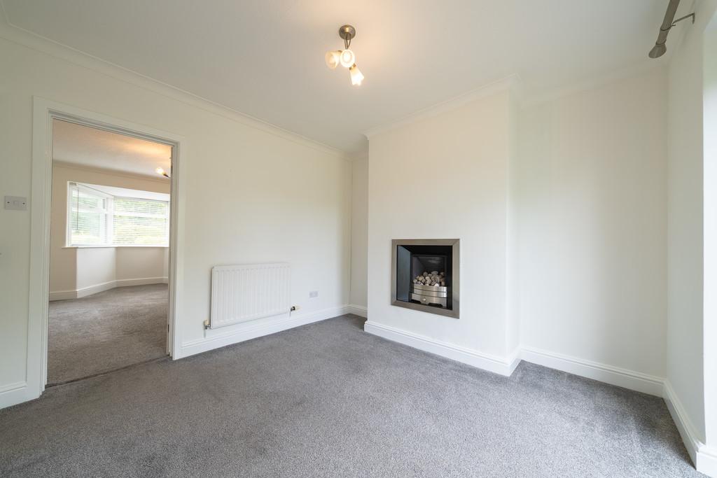 49 Manor Crescent-5