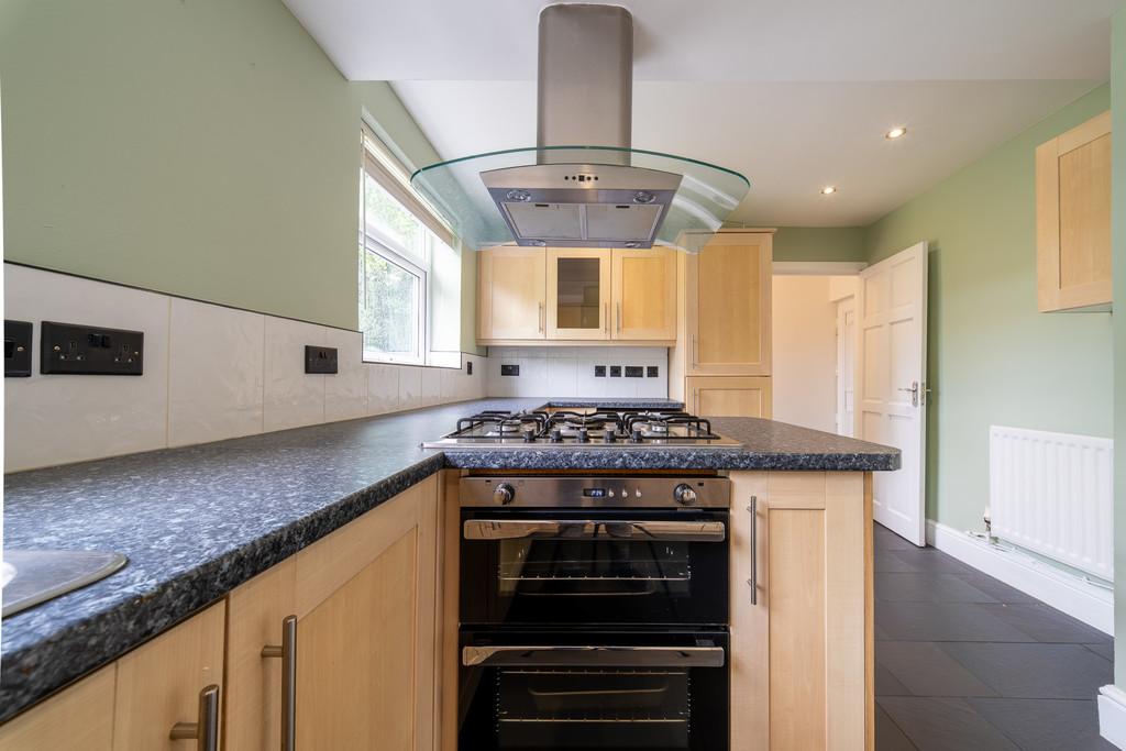 49 Manor Crescent-9