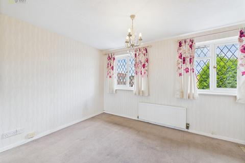 27 Bates Close, Sutton Coldfield, B76 1TL