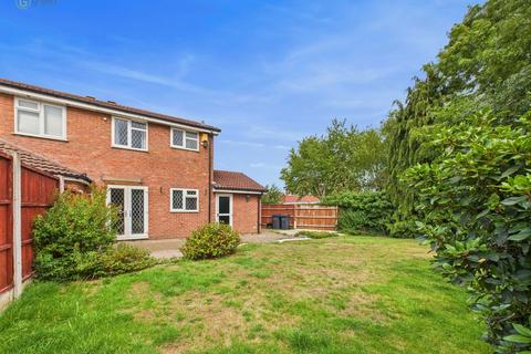 27 Bates Close, Sutton Coldfield, B76 1TL
