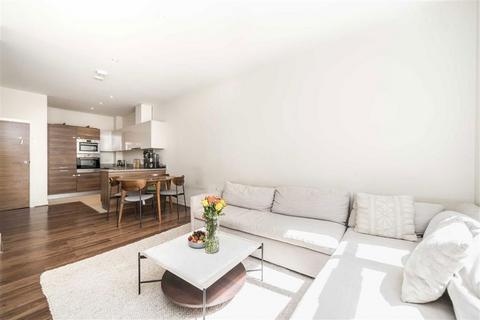 3 bedroom flat for sale, Bromyard Avenue, London W3
