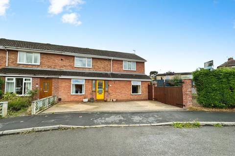 15 Ashmore Crescent, Broseley, TF12 5SL