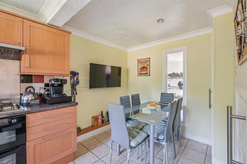 5 Fellowes Way, Stevenage, SG2 8BW