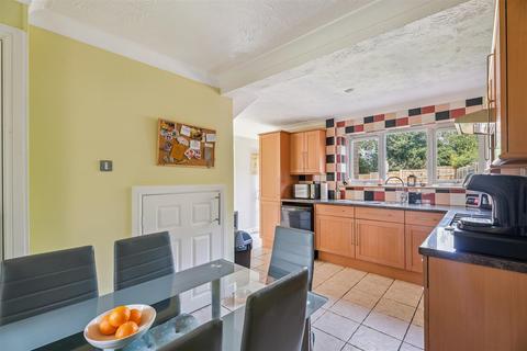 5 Fellowes Way, Stevenage, SG2 8BW