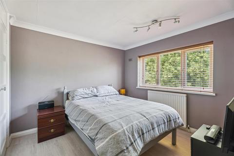 5 Fellowes Way, Stevenage, SG2 8BW