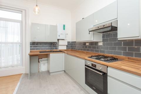 2 bedroom flat to rent, Sunnymead Court, 4 Central Parade, Herne Bay, Kent, CT6
